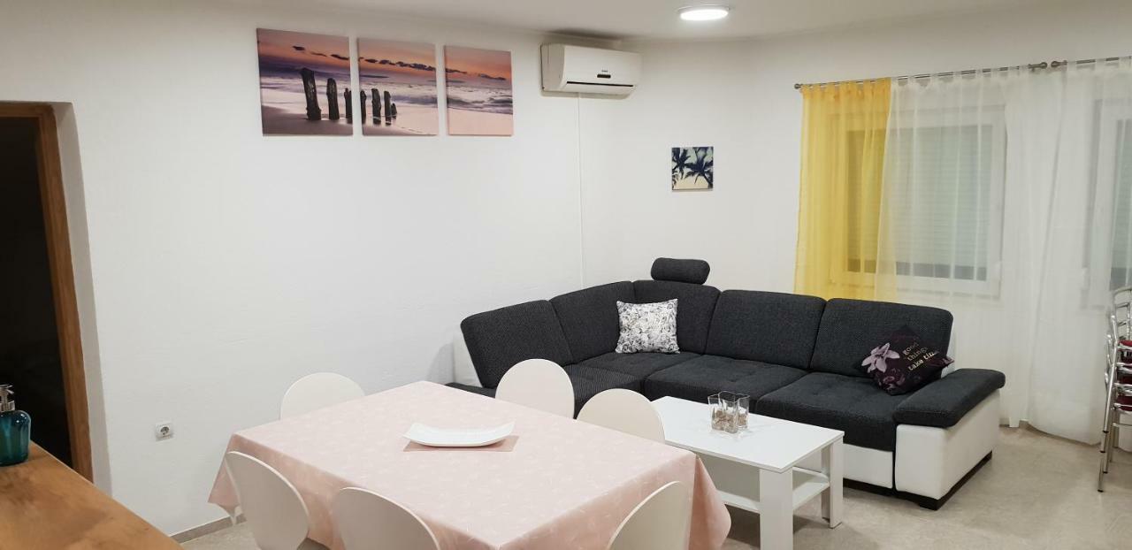 Apartma Jelka Novigrad Istria 외부 사진